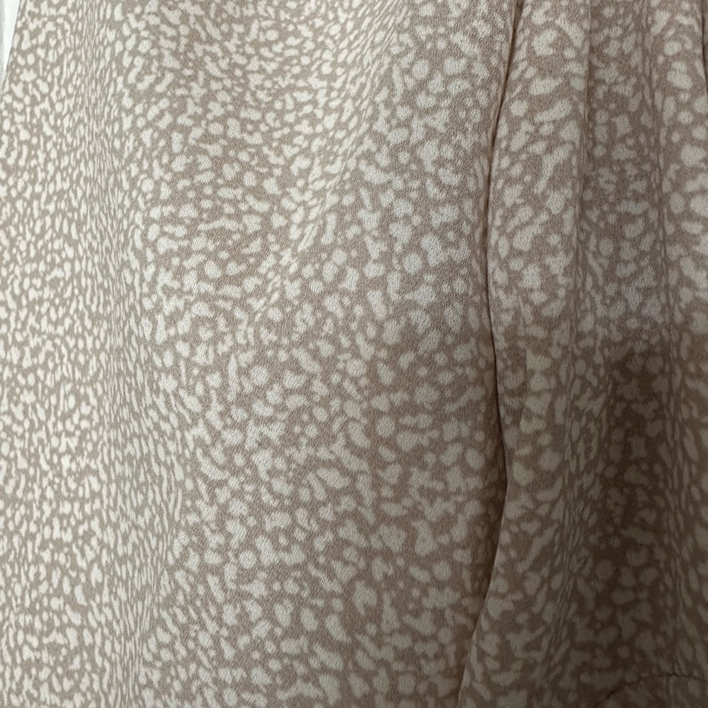 Patterned Blouse - Picture 5 of 6